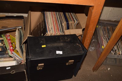 Lot 694 - Three boxes of records