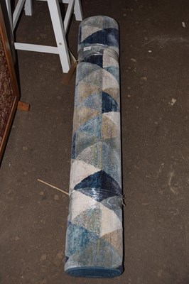 Lot 726 - A Galleria rug 120 x 170cm