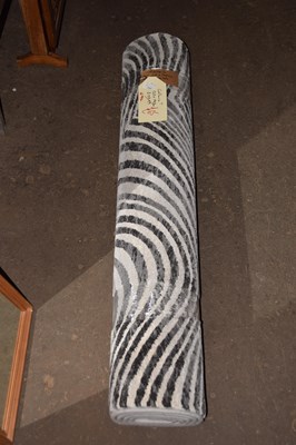 Lot 731 - A Galleria rug 120 x 170cm