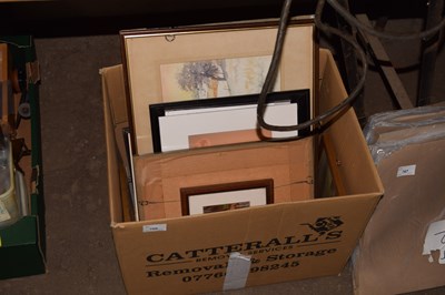 Lot 766 - A box of mixed pictures