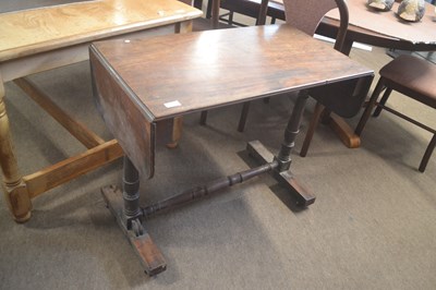 Lot 351 - A small Georgian mahogany drop leaf sofa table...