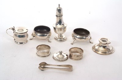 Lot 93 - Mixed Lot: A pair of cauldron salts with...