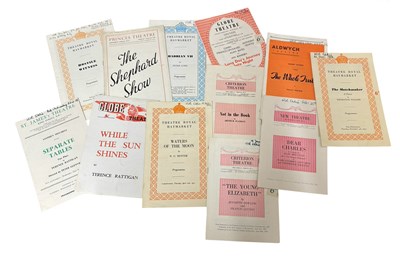 Lot 121 - A collection of various vintage theatre...