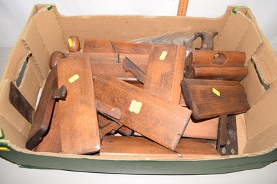 Lot 6 - Box of various moulding planes