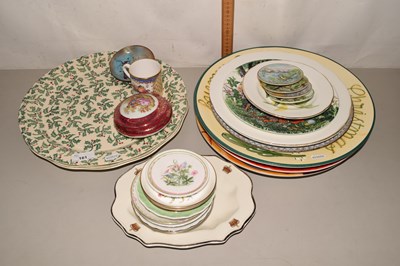 Lot 161 - Quantity of various decorative plates to...