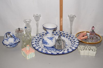 Lot 163 - A large blue and white fruit bowl, various...