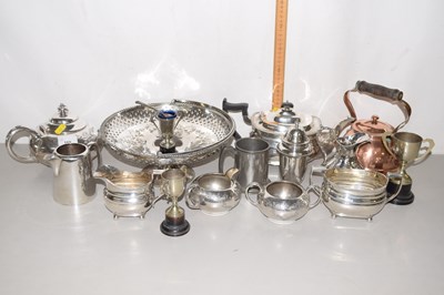 Lot 169 - Mixed Lot: Various silver plated tea wares,...
