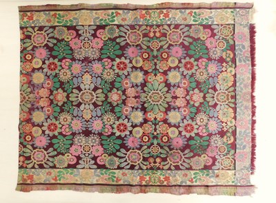 Lot 160 - An early 20th century machine woven shawl,...