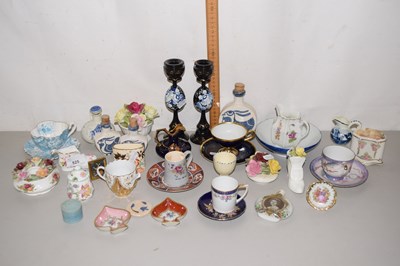 Lot 525 - Mixed Lot: Various assorted tea wares,...