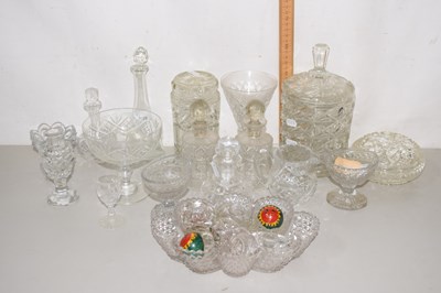 Lot 539 - Mixed Lot: Various glass wares