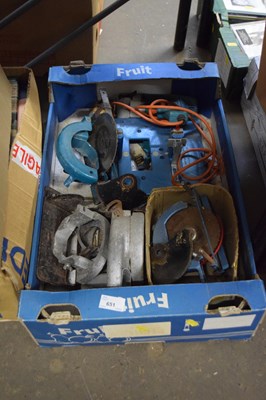 Lot 651 - One box including electric drill, circular saw...