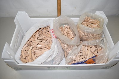 Lot 689 - Box of wooden dowels