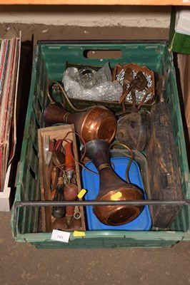 Lot 705 - Box of garage clearance items