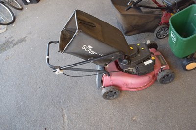 Lot 376 - A Sovereign lawnmower