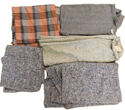 Lot 208 - A mixed lot of mid 20th century fabrics, to...