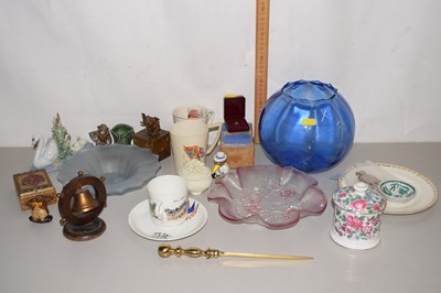 Lot 20 - Mixed Lot: Various assorted items to include...