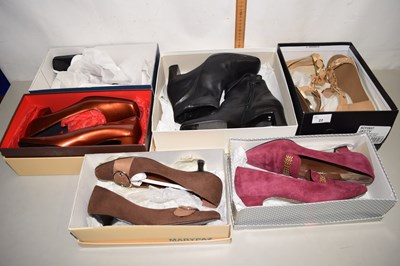Lot 22 - Mixed Lot: Boxed ladies shoes