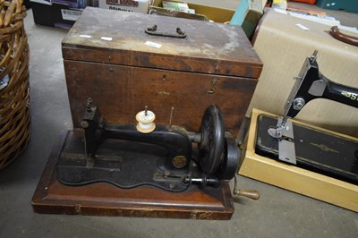 Lot 611 - FRISTER & ROSSMAN SEWING MACHINE IN WOODEN CASE