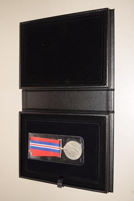 Lot 133 - A Royal Mint Second World War coinage and...