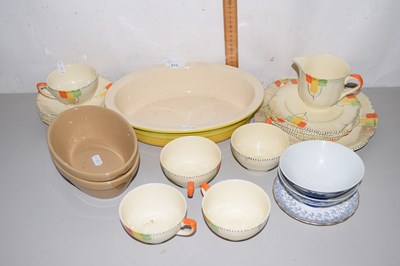 Lot 211 - Quantity of vintage Woods tea ware and other...