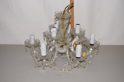Lot 221 - A modern chandelier
