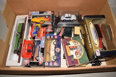 Lot 500 - Box of assorted model cars and trains
