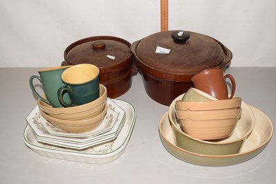 Lot 519 - Mixed Lot: Kitchen wares