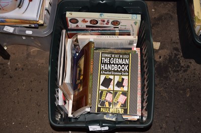 Lot 571 - Assorted books