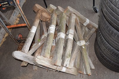 Lot 428 - Quantity of reclaimed timber railings