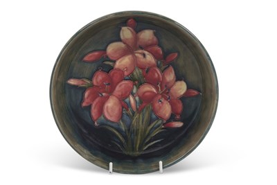 Lot 37 - A mid 20th Century Moorcroft bowl with the...