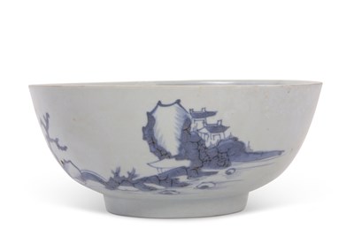 Lot 131 - A Chinese porcelain bowl with blue and white...