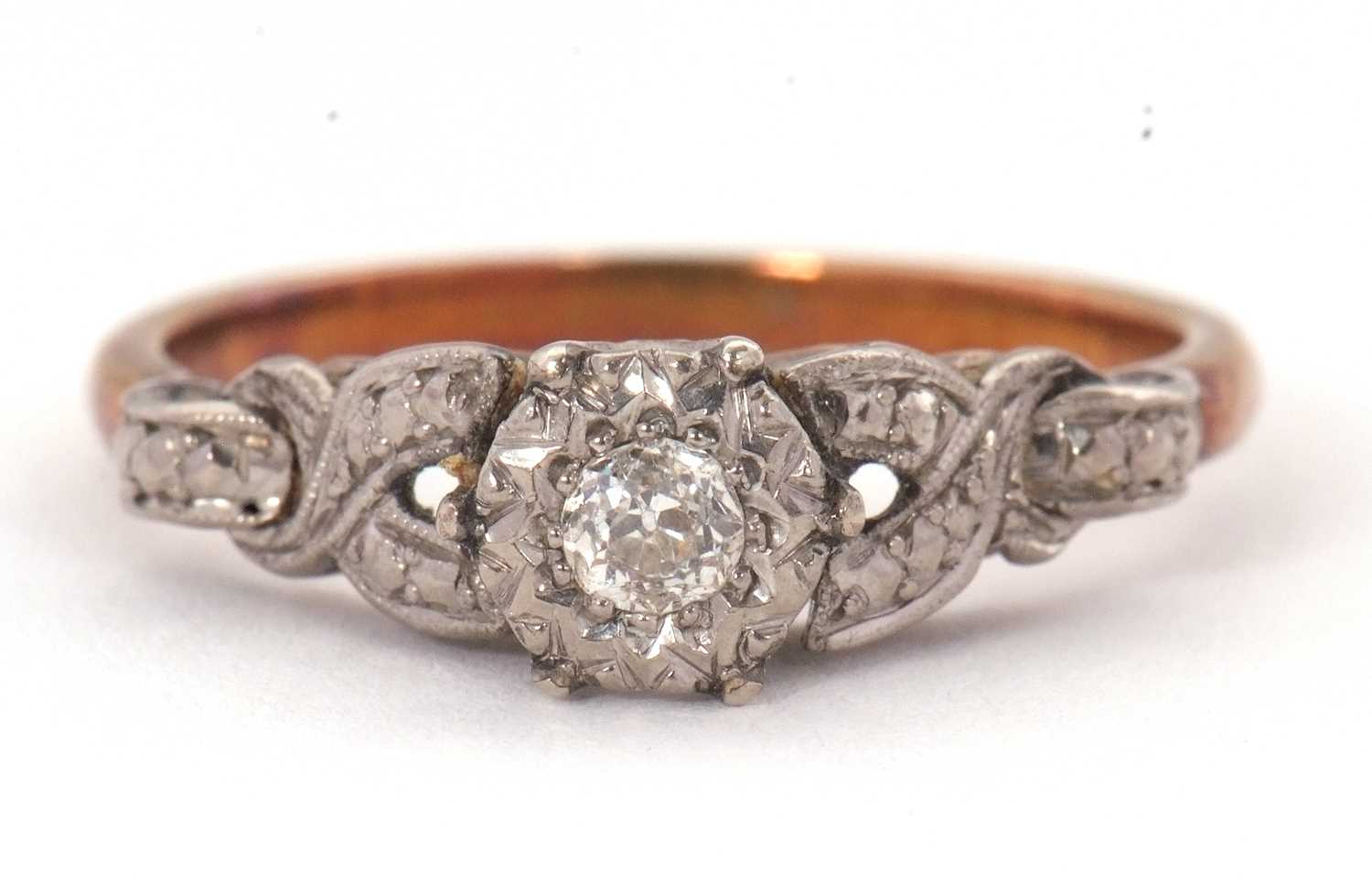 Lot 7 - A single stone diamond ring, the illusion...