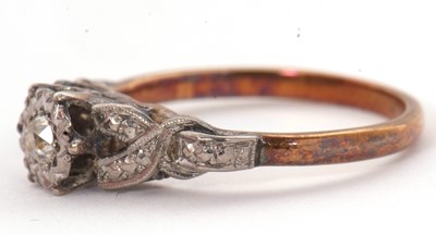 Lot 7 - A single stone diamond ring, the illusion...