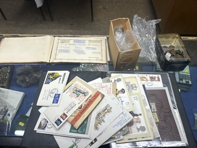 Lot 121 - Mixed lot coins, folder arms and crests...