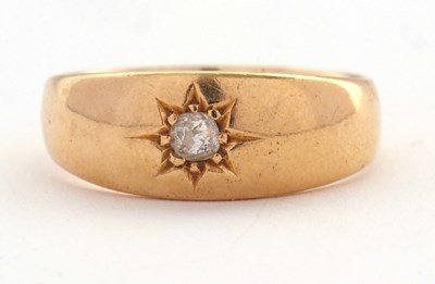 Lot 52 - An early 20th century 18ct diamond ring, with...