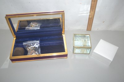 Lot 100 - Plastic bag containing jewellery box and two...