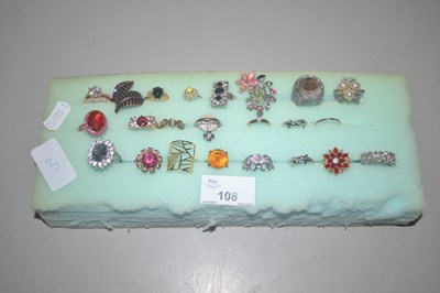 Lot 108 - Collection of costume jewellery mainly rings