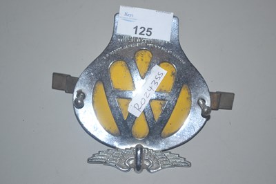 Lot 125 - An AA badge serial number 4A84376