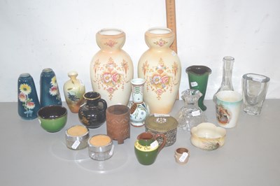 Lot 164 - Quantity of ceramics including pair of vases,...