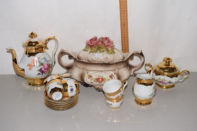 Lot 217 - Group of ceramics including a teaset with gilt...