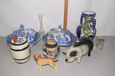 Lot 508 - Mixed lot of ceramics including a Chinese...