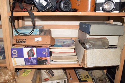 Lot 568 - Quantity of computer manuals etc for Amstrad...