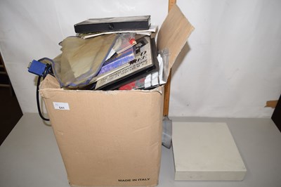 Lot 641 - Box of various vintage computing accessories