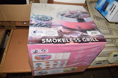 Lot 713 - A boxed smokeless grill by Food & Fun