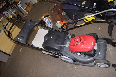 Lot 734 - A Honda Easy Start lawnmower