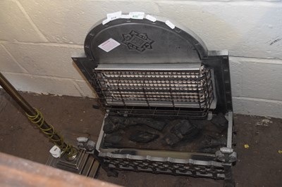 Lot 814 - An electric fire with faux coal