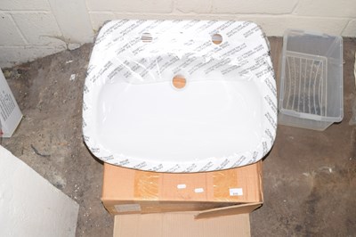 Lot 830 - An as new basin