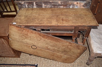 Lot 301 - Oak drop leaf table