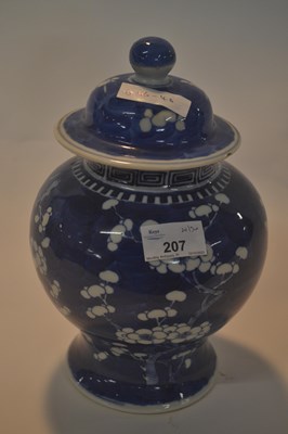 Lot 207 - A late 19th Century Chinese porcelain jar and...