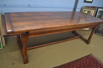 Lot 492 - A substantial 20th Century oak drawer leaf...